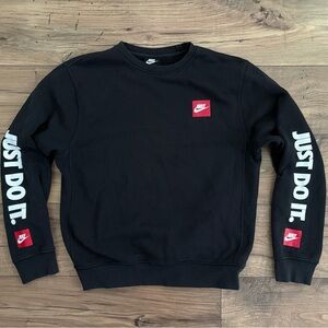 Nike Mens Just Do It Sleeve Prints Hit Black Pullover Crewneck Sweatshirt Small